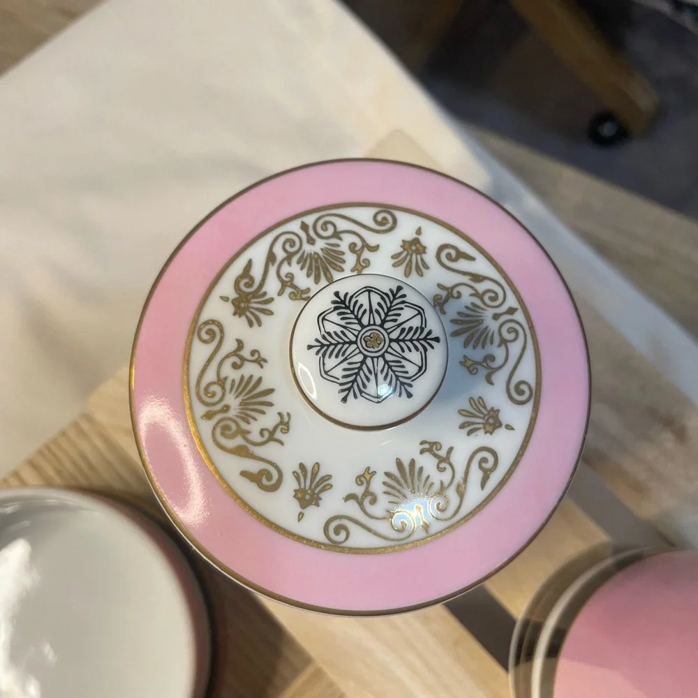 Stylish Pink and Gold Ceramic Bath Set